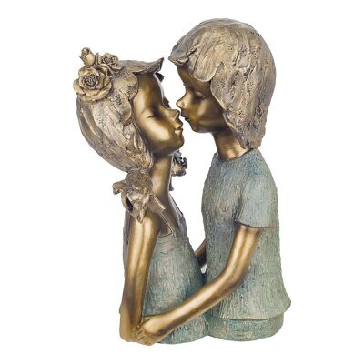 Figure Young Couple Kissing