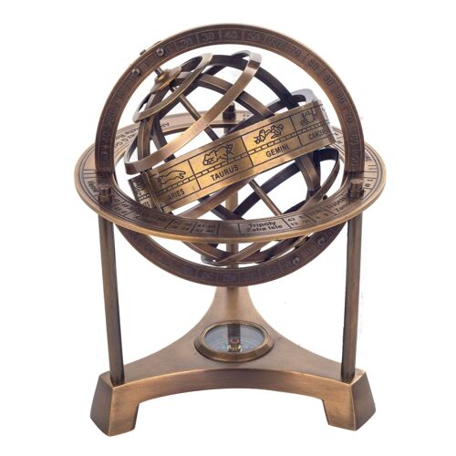 Globo armillary con brújula