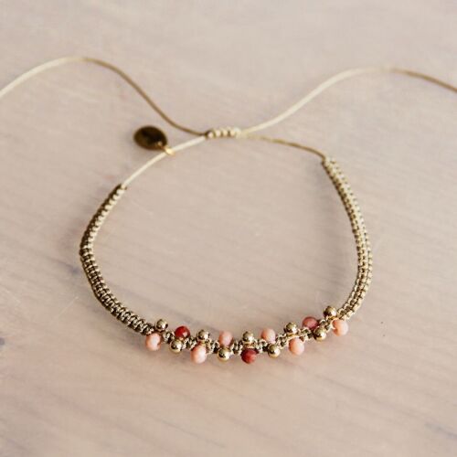 Macramé bracelet with gemstones - old pink