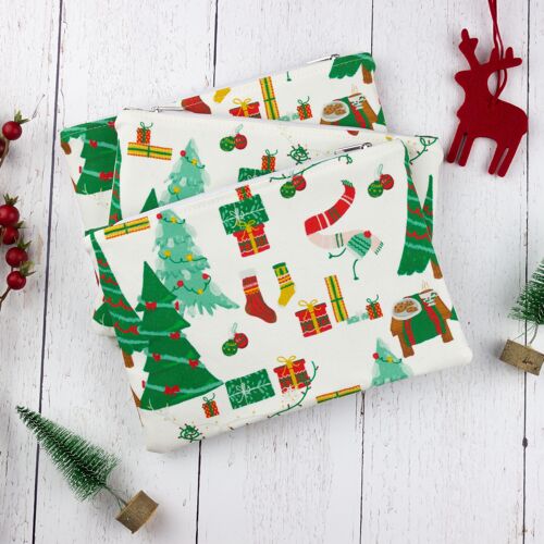 Christmas themed cosmetic zipper pouch, Winter holidays makeup bag for teens