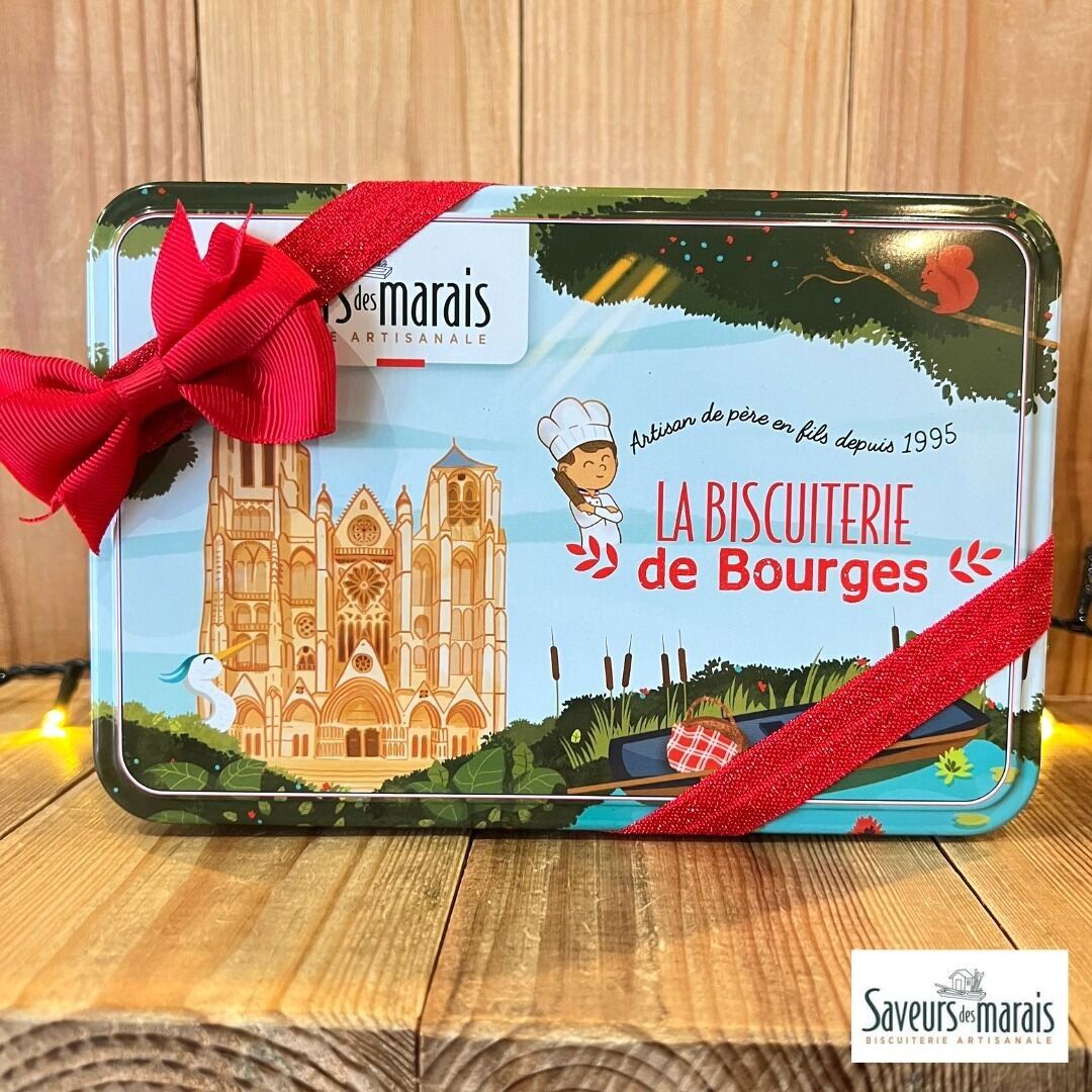 The Biscuit Box: Berry’s essential!