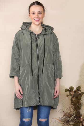 Imperméable taille réglable 8