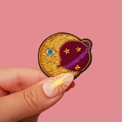 Broche Moon Magic fait main broderie cannetille - Mystic Witch