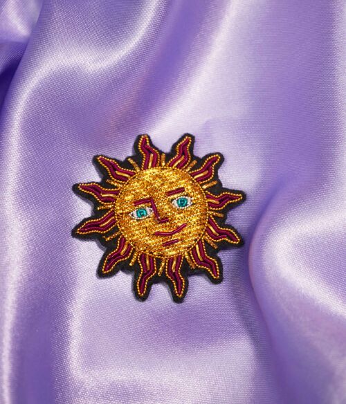 Broche Soleil Magic fait main broderie cannetille - Mystic Witch