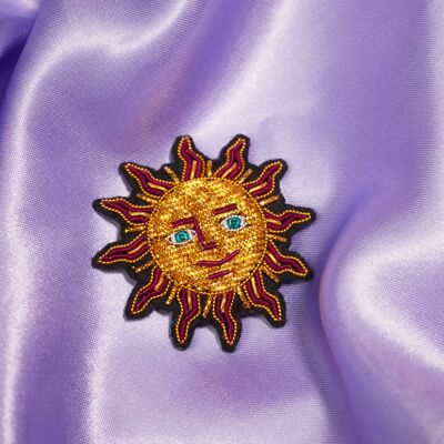 Broche Soleil Magic fait main broderie cannetille - Mystic Witch