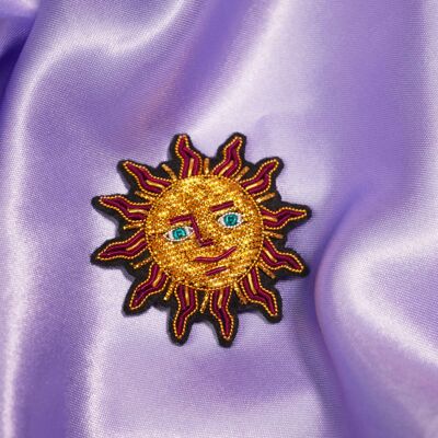 Broche Soleil Magic hecho a mano con bordado de cannetille - Mystic Witch