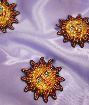 Broche Soleil Magic fait main broderie cannetille - Mystic Witch 4