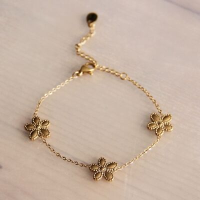 Stainless steel bracelet with 3 flowers – gold