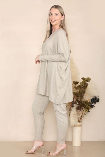 Ensemble loungewear coupe décontractée 2