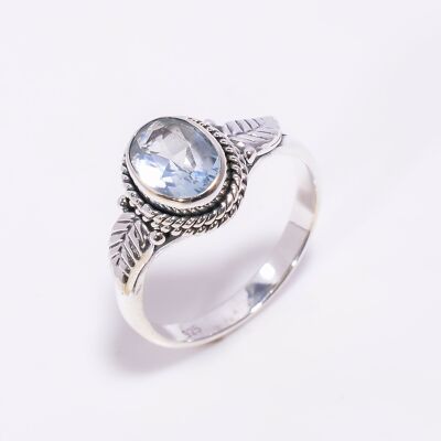 Hermoso anillo de plata de ley 925 hecho a mano con topacio azul