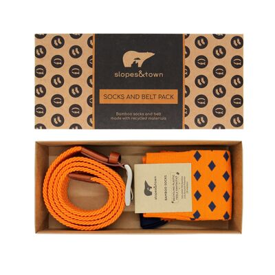Geschenkbox-Gürtel Dirk und orangefarbene Socken
