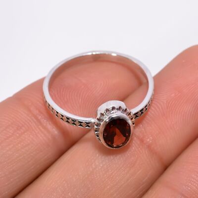 Mozambique Garnet Gemstone Beautiful 925 Silver Ring