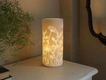 Lampe en forme de colonne en porcelaine au design Marguerites 1