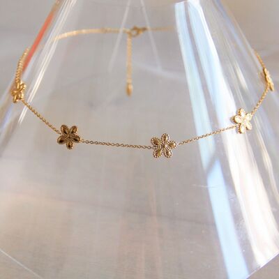 Stainless steel fine chain with 5 flowers - gold