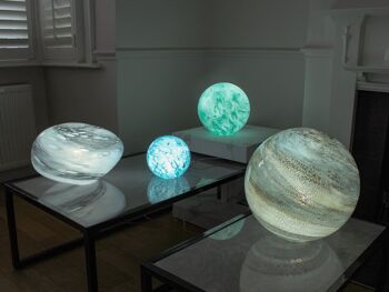 Lampe de table en verre en forme de galet et de marbre 5