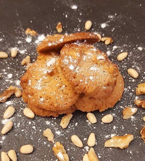 BISCOTTO NOCI PINOLI SFUSO KG 2