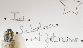 Citation Décoration Murale Métal "Ici le bonheur est fait maison" - à punaiser - Bijoux de Mur 7