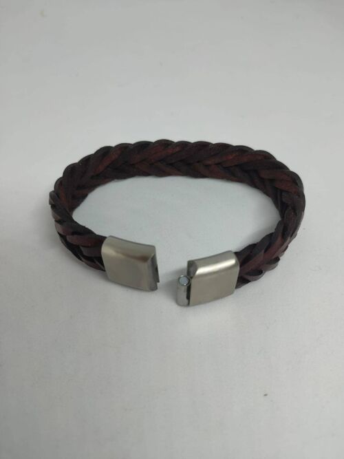 Brown Braided Flat Leather Bracelet MGST 32 steel lock