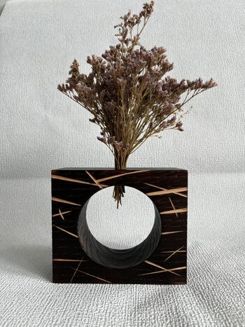 Zinney - Le vase en chêne brûlé pour fleurs séchées. 3