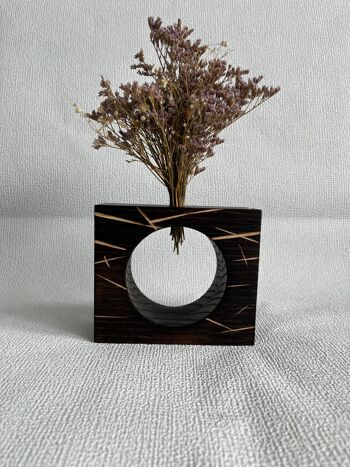 Zinney - Le vase en chêne brûlé pour fleurs séchées. 7