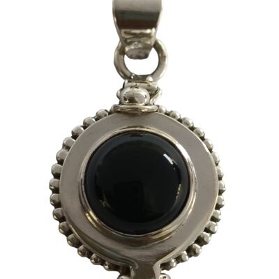 Poison Pendant Black Onyx Round Shaped 925 Sterling Silver Handmade