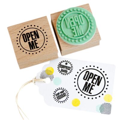 Circulair Stamp - "Open Me" Text  - Wooden Mount