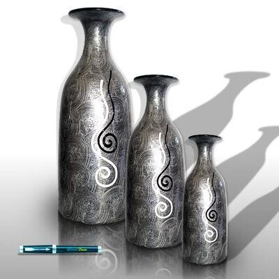 Gray silver vases with snails