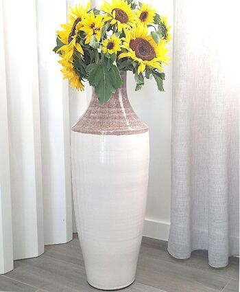 Vase de sol contemporain en céramique 1