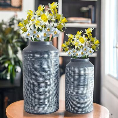 Rustikale hellschwarze Vase