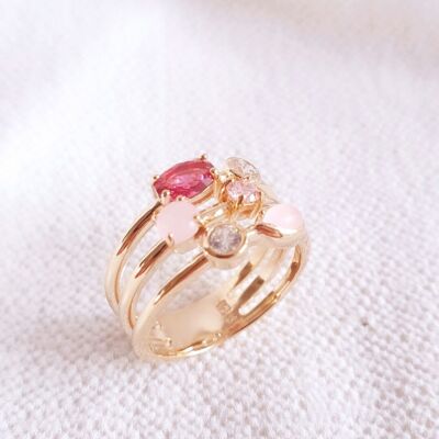 Bague en plaqué or avec des pierres en quartz rose