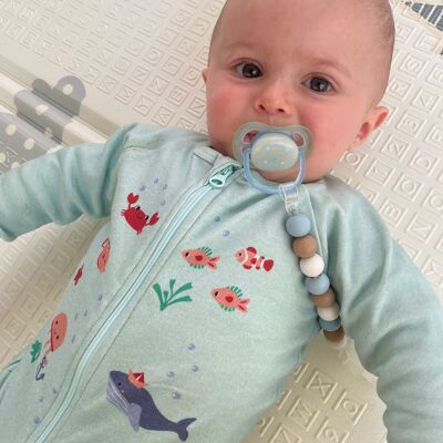 Scalable and eco-responsible pajamas for babies