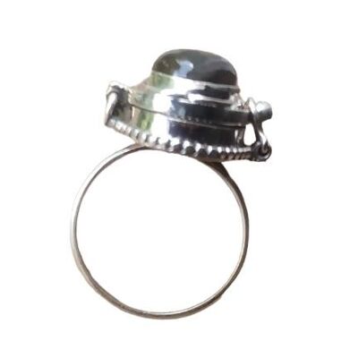 925 Silver Handmade Poison Ring  With Natural Labradorite