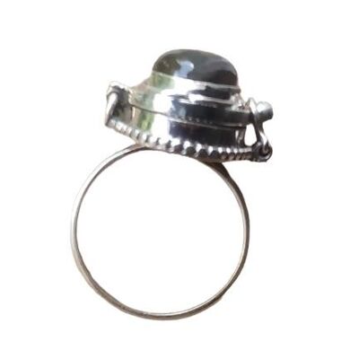 Anillo venenoso hecho a mano en plata 925 con labradorita natural