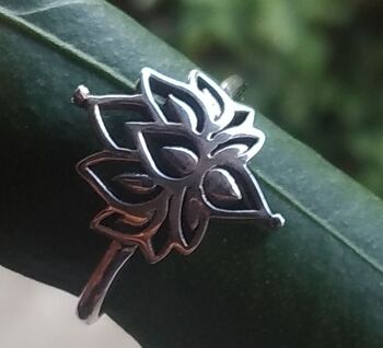 Bague à motif de fleur de lotus en argent sterling 925 4