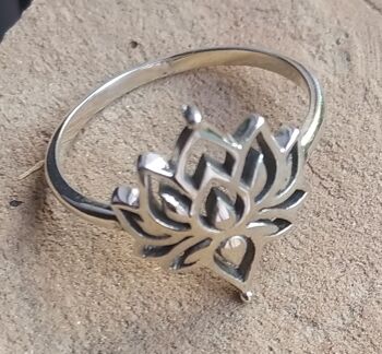 Bague à motif de fleur de lotus en argent sterling 925 7