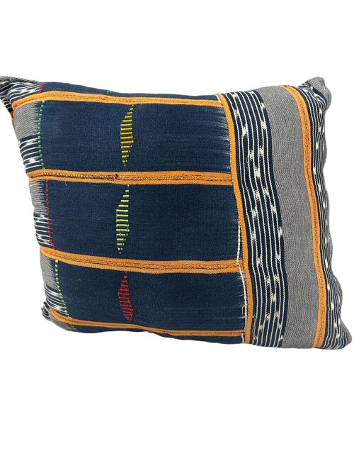 Baule Cloth Cushion (83.9.B69)