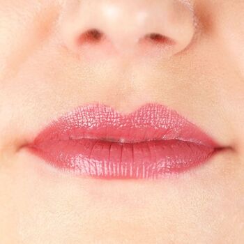 ZAO Recharge Cocoon rouge à lèvres *** bio, vegan & rechargeable 9