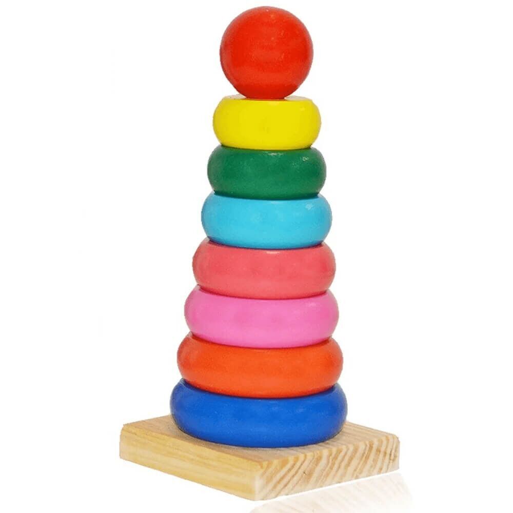 Piramide di blocchi di legno