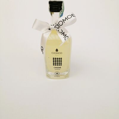 LICOR DE LIMÓN