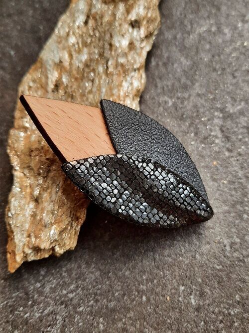 Broche en bois et cuir Tulipe Noir
