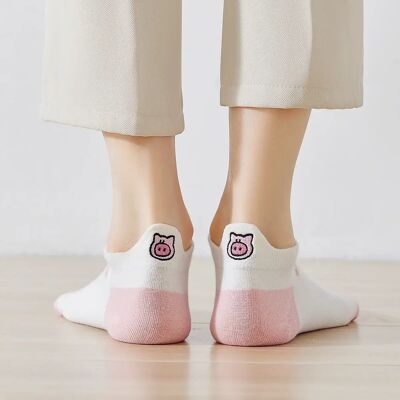 Kleine Schweinchen-Zungensocken