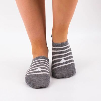 Navy heart ankle socks
