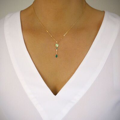 Peridot-Kristall-Schmetterlings- und Smaragd-Tropfen-Halskette