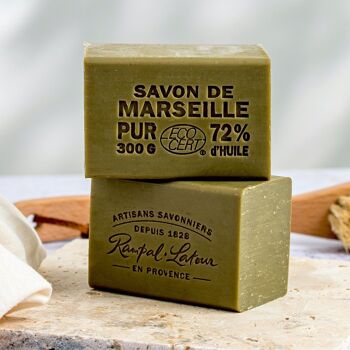 Pain de savon de Marseille à l'huile d'olive 300g - Cosmos Natural 3