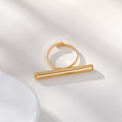 Anello in oro regolabile con barretta