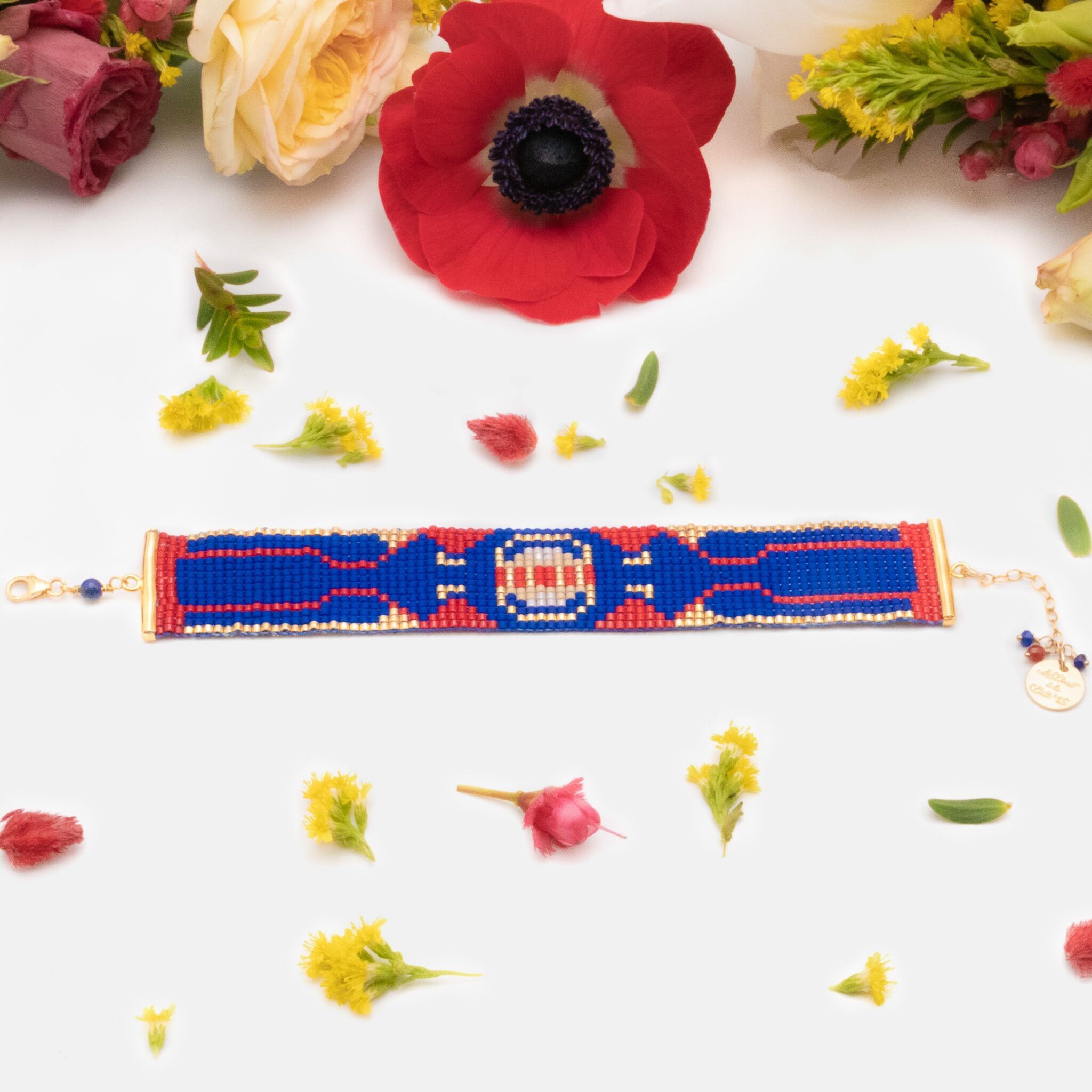 Polsino centrale 1: intreccio di perline Miyuki rosse e blu