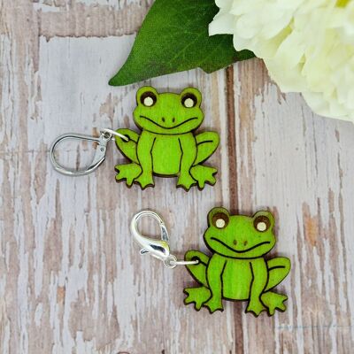 Wooden stitch marker frog
