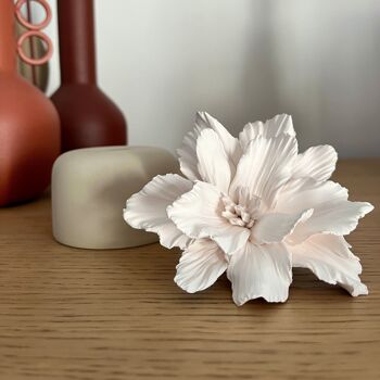 Diffuseur de parfum fleur d'hIbiscus par capillarité, en céramique - KONGA Crème 2
