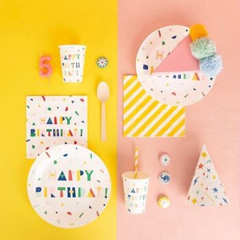 8 Gobelets en carton : Happy Birthday 4
