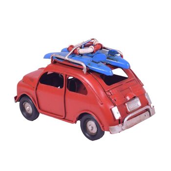 Mini voiture rouge rétro avec planches de surf miniature en étain 2